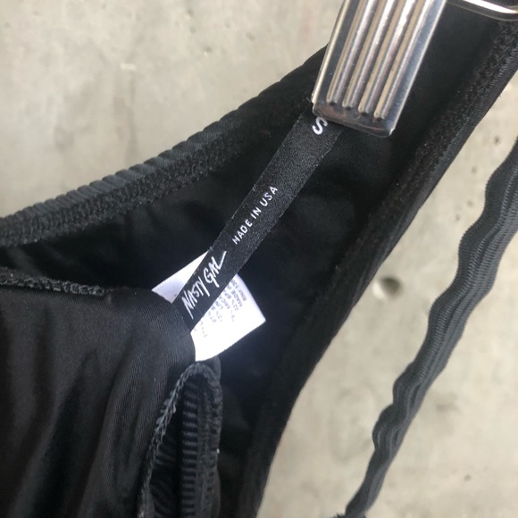 NastyGal Ribbed Bodysuit - Picture 3 of 3